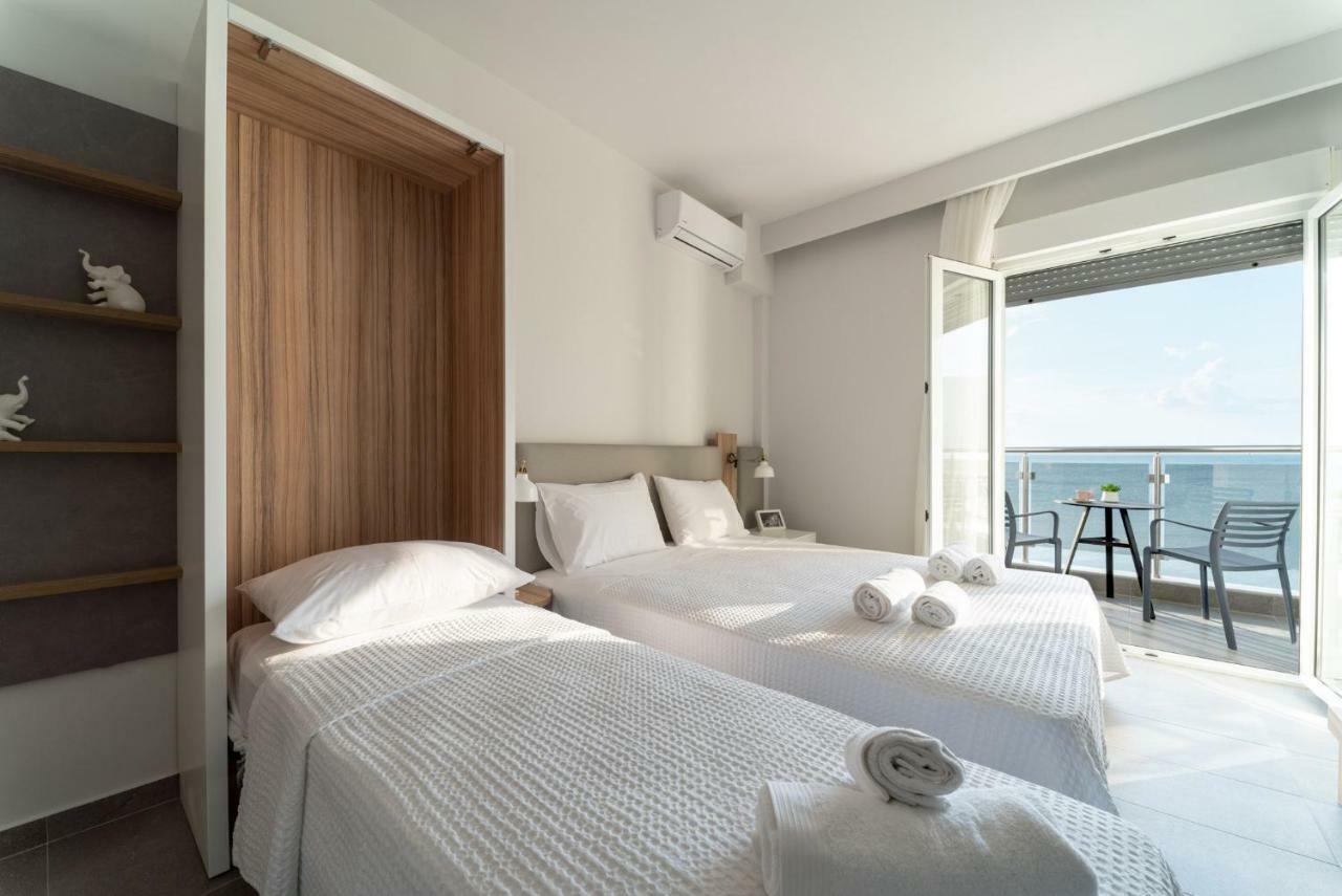 Appartamento Atlantis "Pleasure By The Sea" Peraía Esterno foto